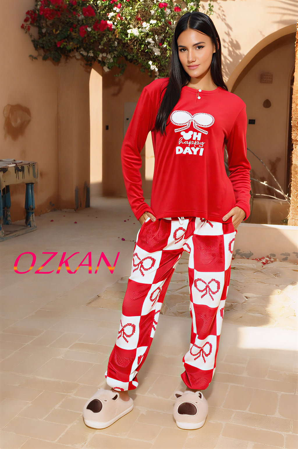 بيجامه قطيفه حمراء