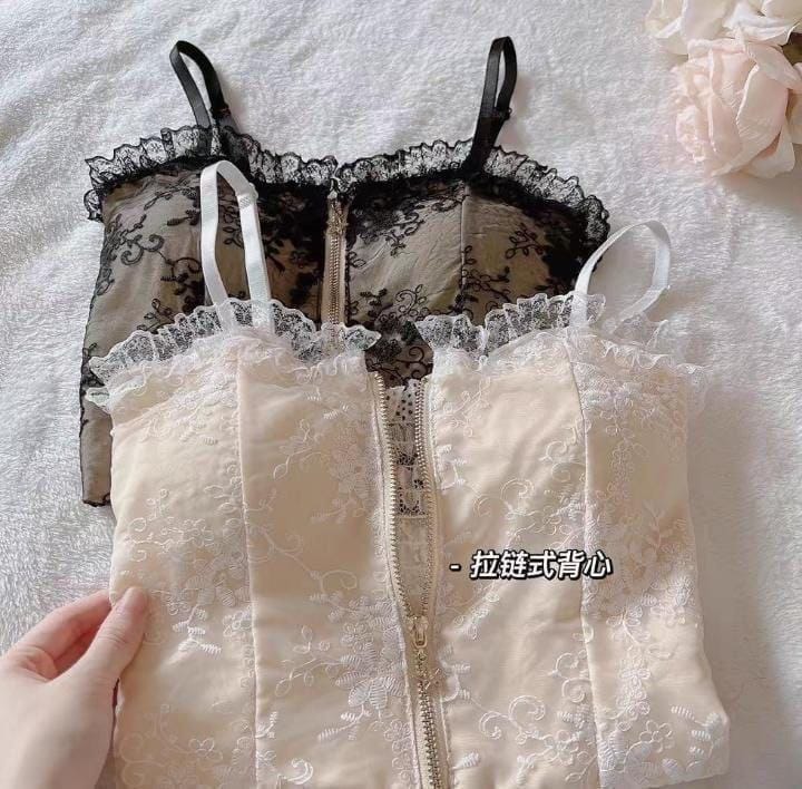 توب دانتيل بسحاب من الامان