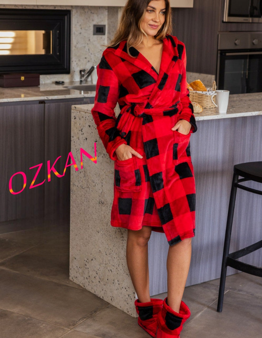 روب قصير بالحذاء