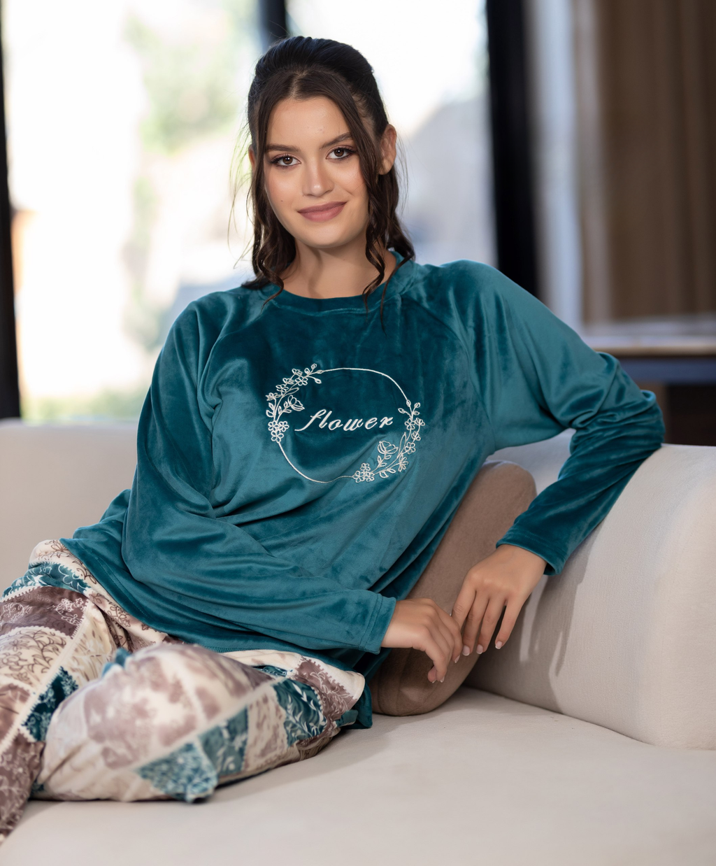 بيجامه بولار لون جنزاري