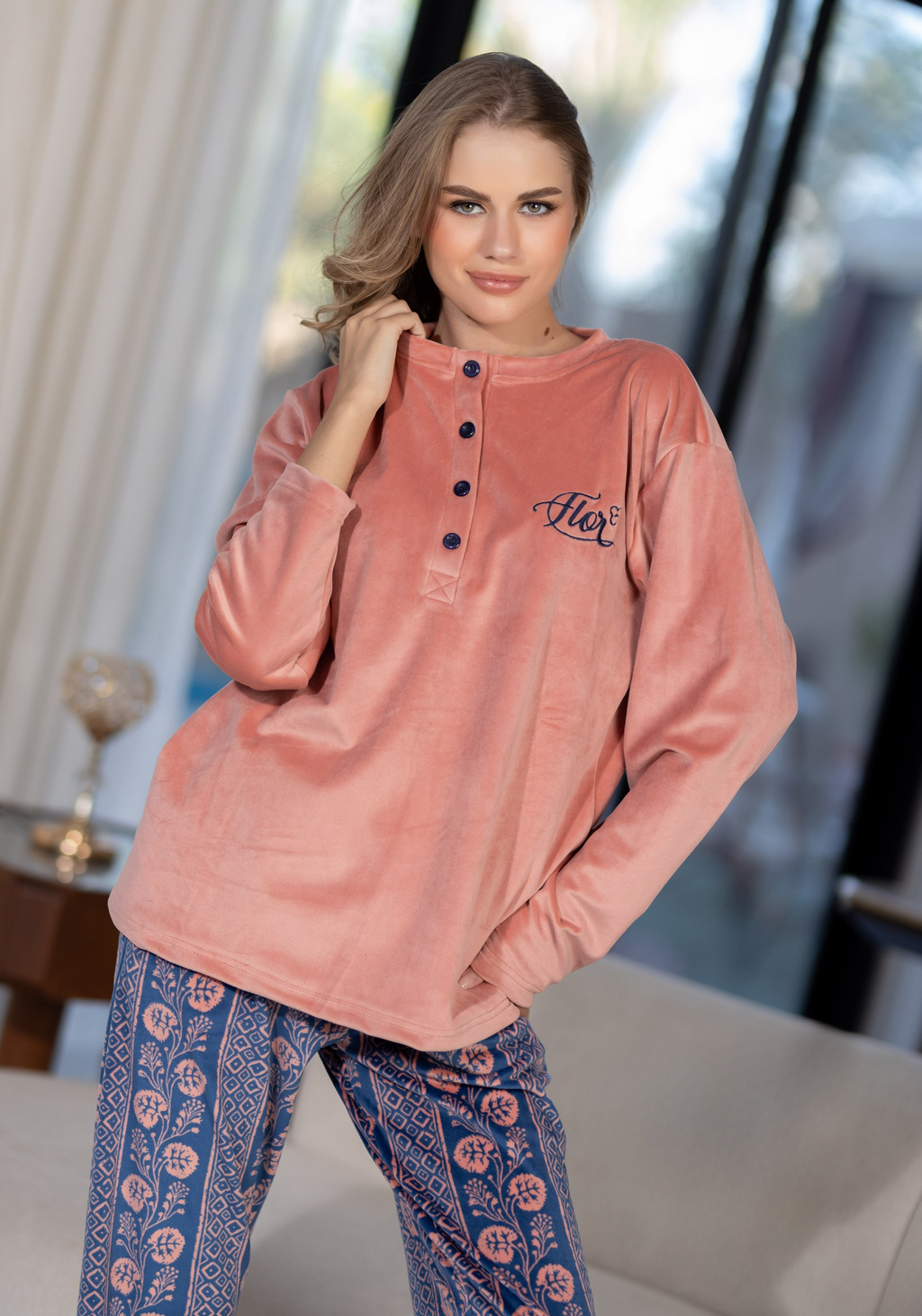 بيجامه قطيفه بيج سايز