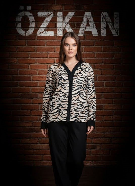 بيجامه قطيفه تايجر